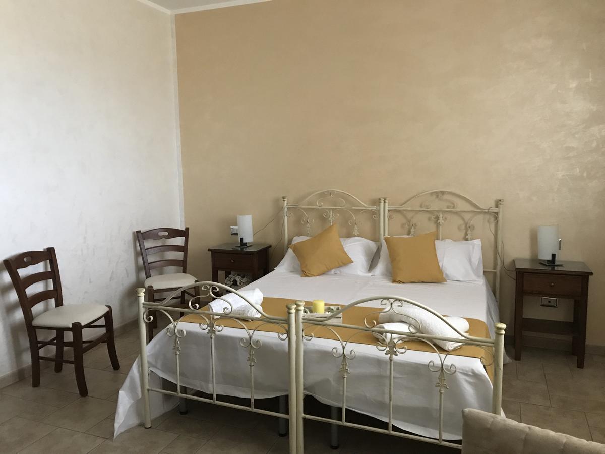 Вилла Agriturismo Il Mulino Тринитаполи Экстерьер фото