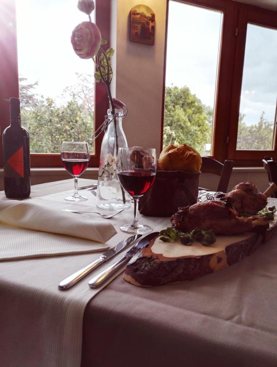 Вилла Agriturismo Il Mulino Тринитаполи Экстерьер фото